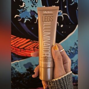 Airbrush Legs Illuminator - Nude Glow